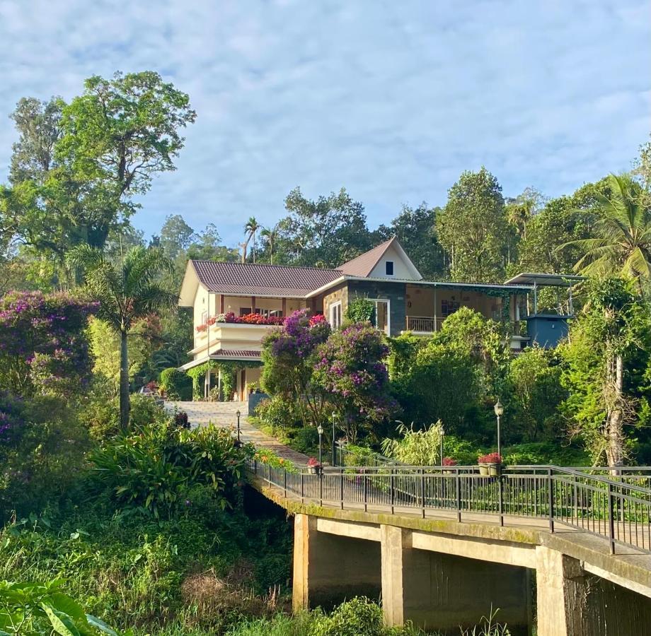 Flower Valley Plantation Homestay Munnar Eksteriør bilde